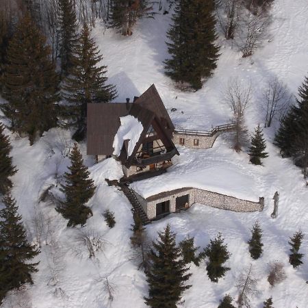 Вилла Le Chalet Pointu De Capucine Бур-Сен-Морис Экстерьер фото