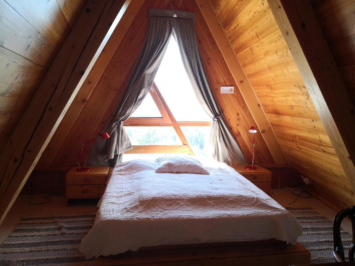 Le Chalet Pointu De Capucine Бур-Сен-Морис Экстерьер фото